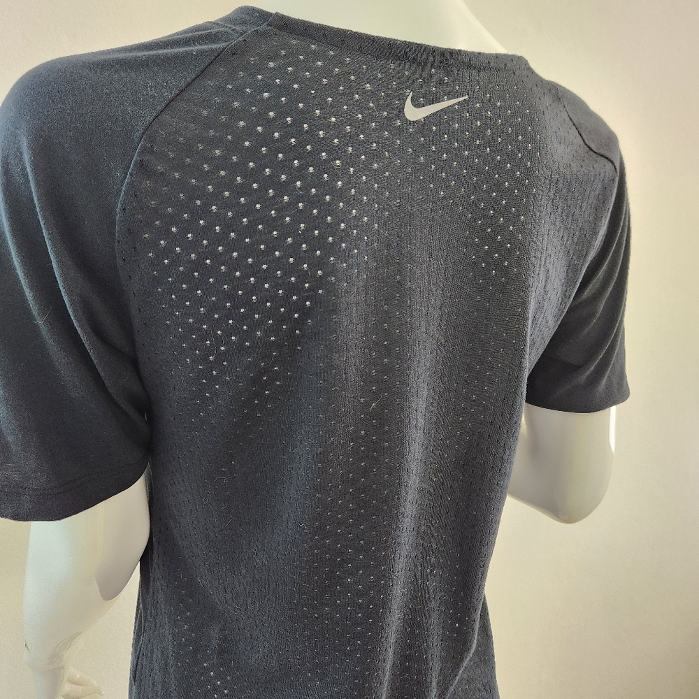 Unisex Nike Dri‑Fit Running Tee Black Women Small Men XSmall - Picture 8 of 16